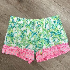 Lilly Pulitzer Shorts Size Medium